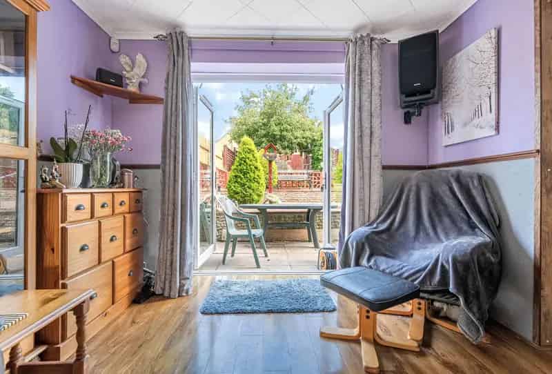 3 Bedroom End Terrace House for Sale near Keynsham High Street