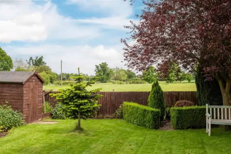 4 Bed Detached House For Sale