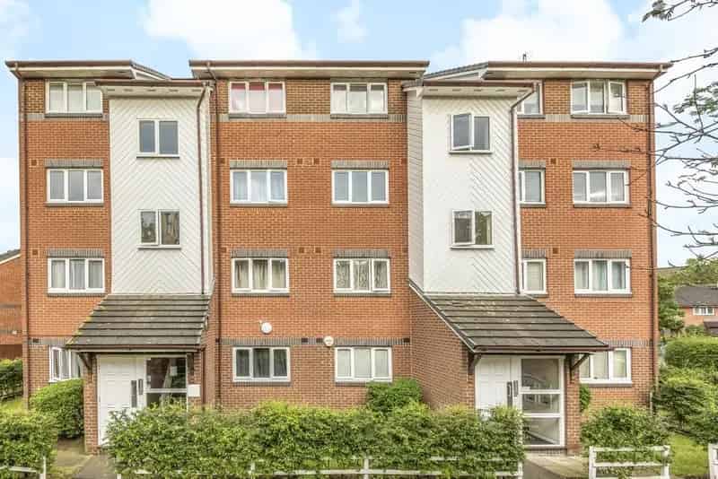 One Bedroom Flat Bermondsey Near Tube Station Furnished