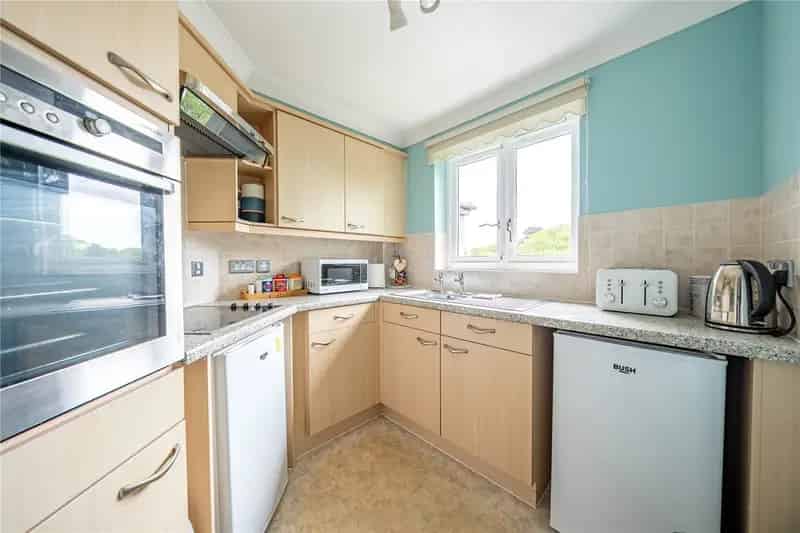 Retirement Apartment in Rosewood Court near Roundhay Park