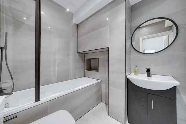 Flat for sale in Cromwell Road, London SW7