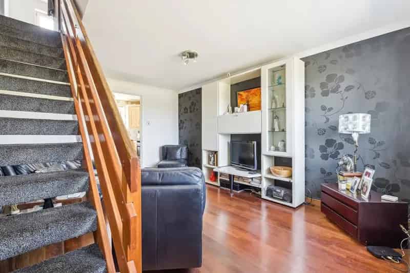 2 Bedroom Terraced House for Sale Newton Mearns