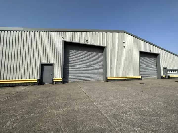 16226 sq ft Warehouse Unit Newcastle Upon Tyne Freehold Investment