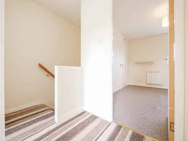 2 Bedroom House For Sale in Dundee