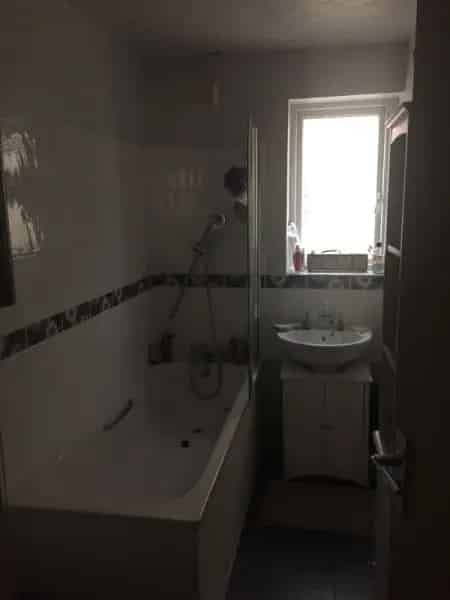 Lovely 2 Bedroom House Near Clapham North Brixton