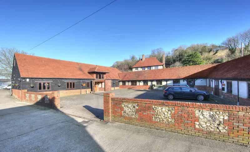 Refurbished Office Suite with Ample Parking near M25