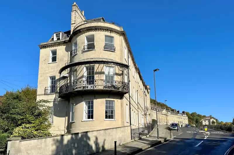 3 Bedroom Apartment for Sale in Bath