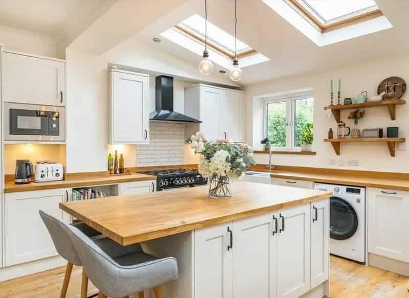 Extended Home with Garden near Graveney School