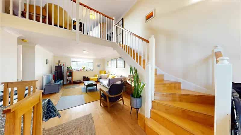 2 Bedroom Flat Kentish Town London