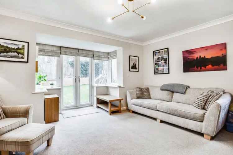 Four Bedroom Semi-Detached House in Lofthouse