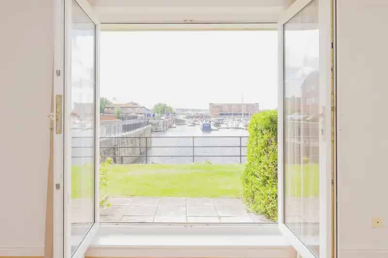 2 Bedroom Flat to Rent Liverpool City Centre Marina Views