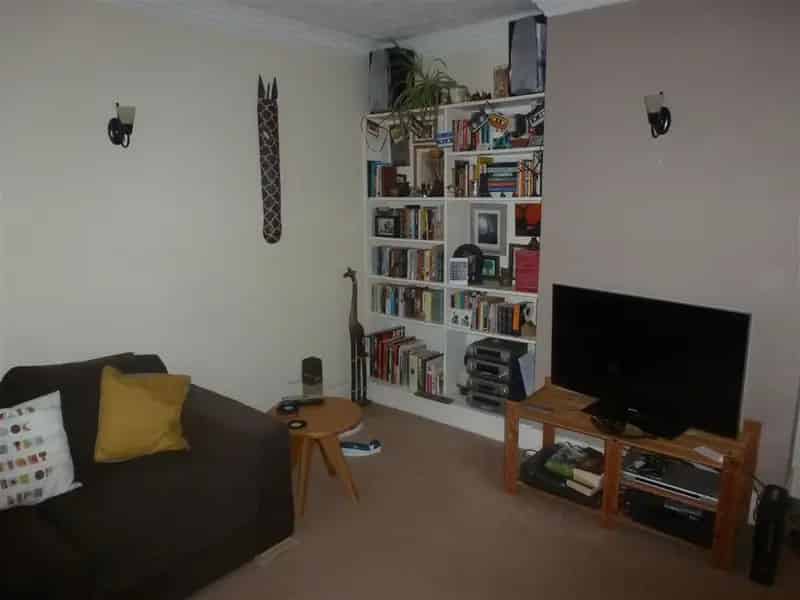 Two Bedroom Flat Near Diss Town Centre - Zero Deposit Available