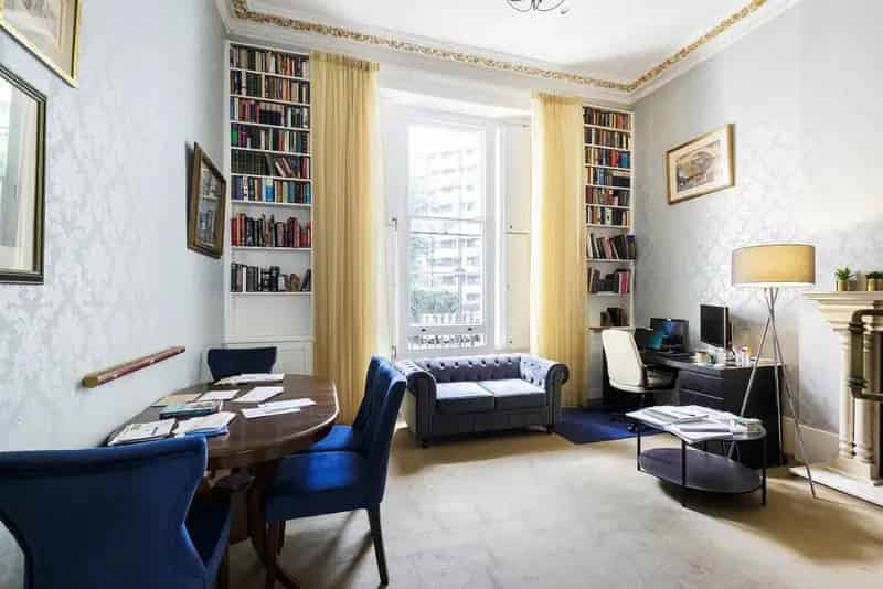 Charming Notting Hill One Bedroom Apartment with Period Features