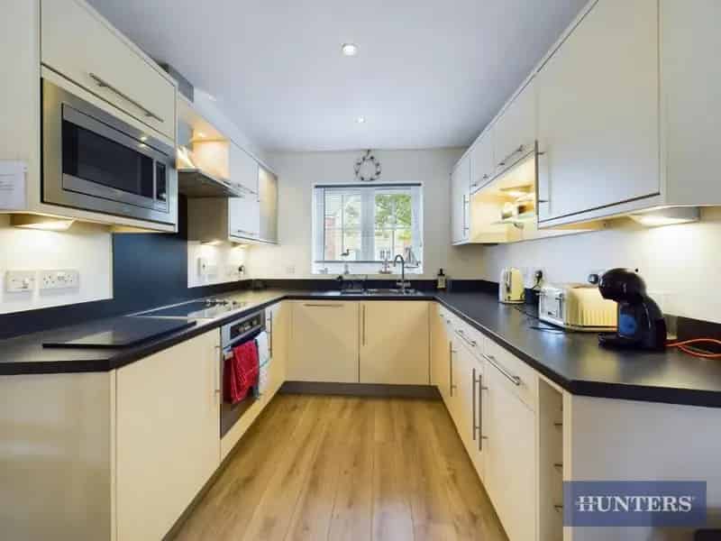 2 Bed House For Sale - Ideal Holiday Let or Second Home