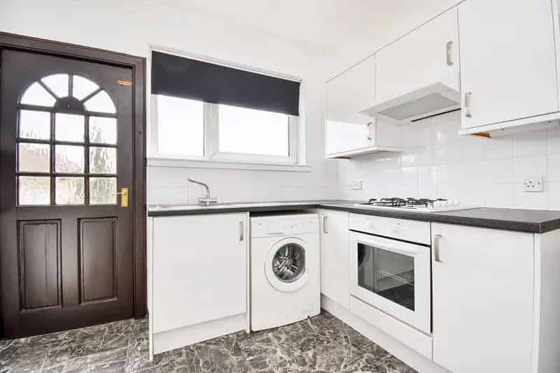 2 Bedroom Ground Floor Flat to Rent