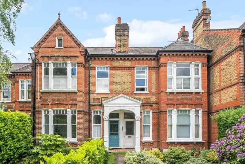 Flat For Sale , London, England