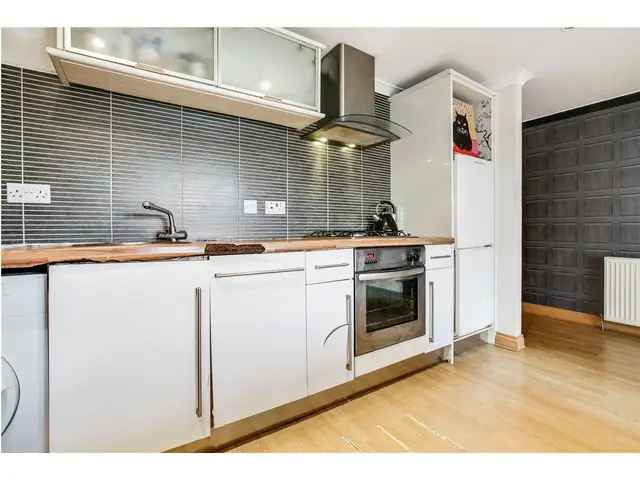 1 Bedroom Flat for Sale in Glasgow's Merchant City