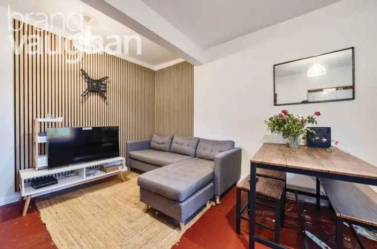 6 Bedroom Student House No Deposit Option