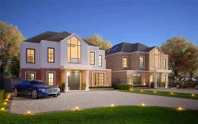 New 5 Bedroom Detached House with Leisure Complex - May 2024 Completion