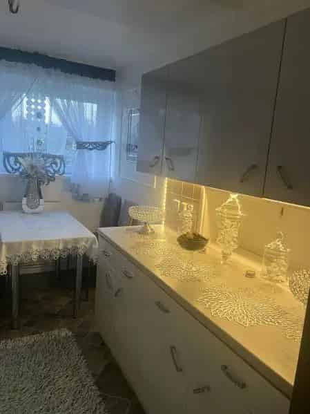 2 Bed Flat Swap Finsbury Park - 3 Bed House or Maisonette Wanted