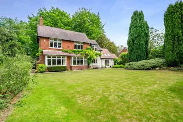 Edwardian Family Home  Spacious Accommodation Landscaped Gardens