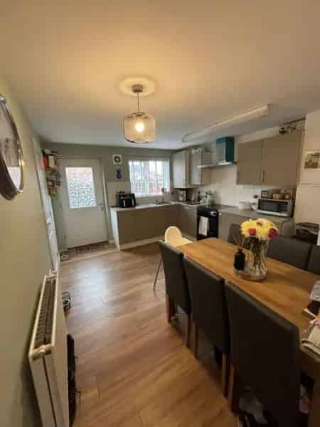 Large 2 Bed House Swap Wells for Glastonbury Street