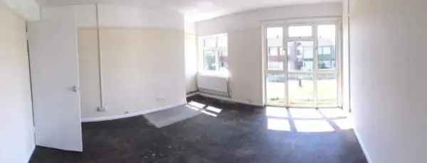 Flat For Rent in Peterborough, England