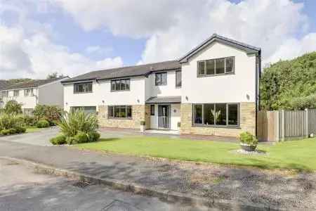 Detached House for sale with 4 bedrooms, Highfield Park, Haslingden