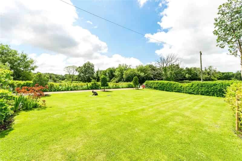 4 Bedroom Semi-Detached House with Annexe Potential Cow Hill Haighton