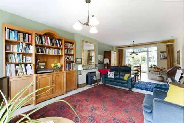 5 Bedroom Detached House for Sale in Wimbledon