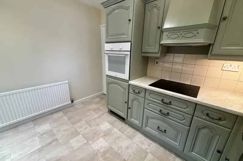 Three Bedroom Detached Bungalow with Garage and Garden