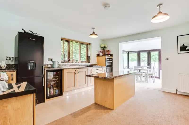 2 Bedroom Period Cottage for Sale
