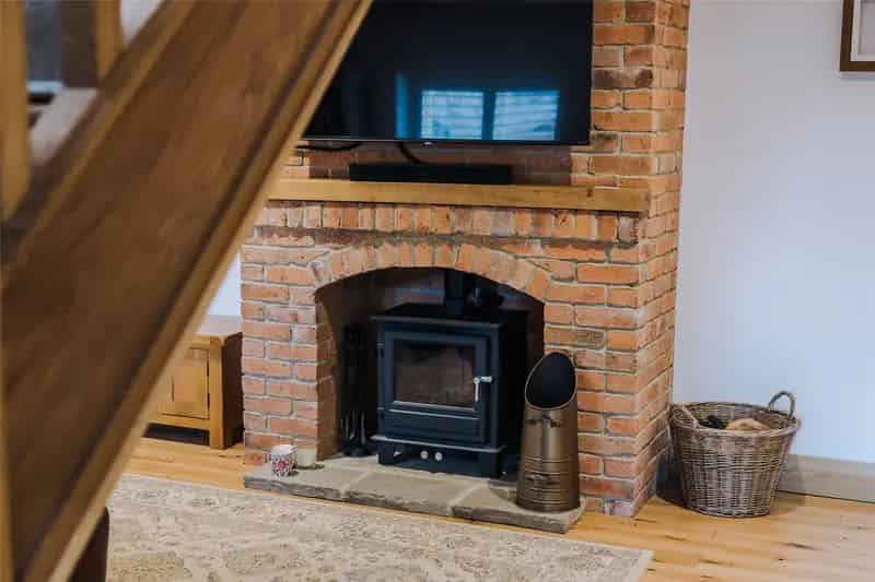 4 Bedroom Barn Conversion Barkston Ash South Facing Garden