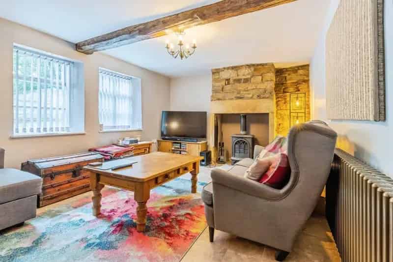 5 bedroom House
 For Sale