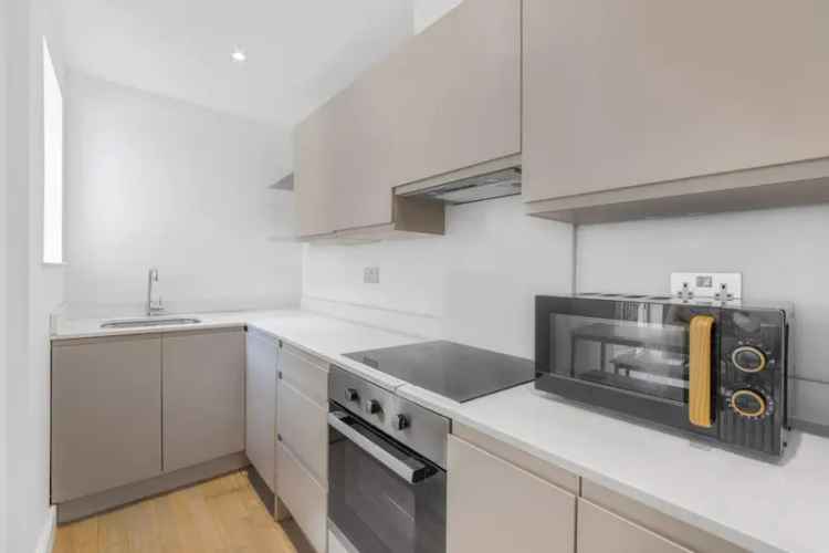 3 Bedroom House for Sale - 820 SQ FT - Recently Renovated