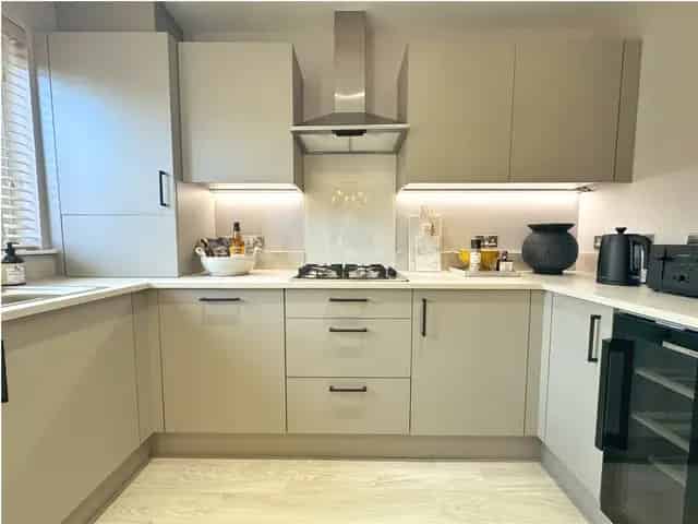 3 Bedroom End Terraced House for Sale