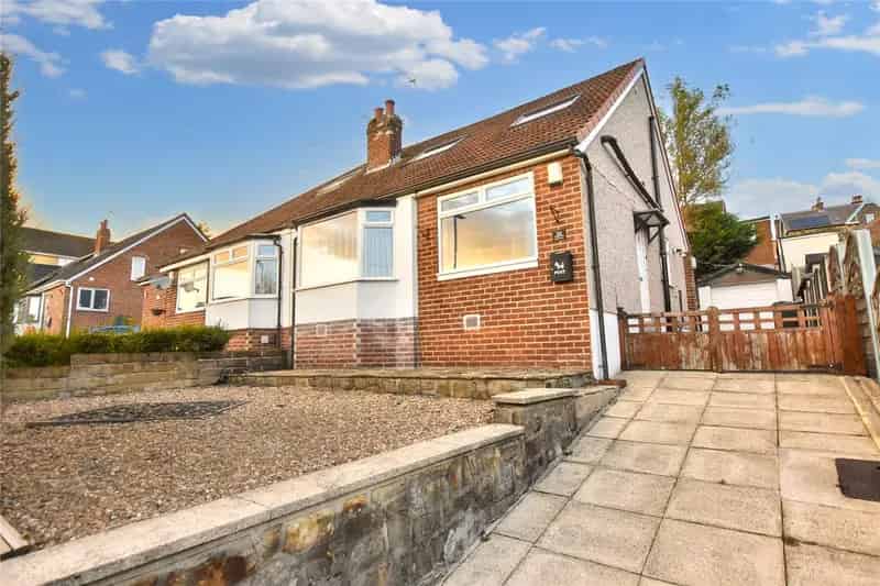 3-4 Bedroom Semi-Detached Home in Horsforth