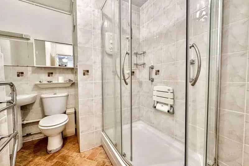 2 Bed Flat for Sale near Poole Park Poole Town Centre