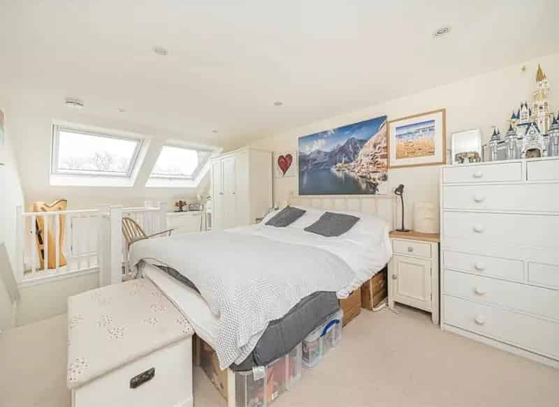 Three Bedroom Victorian House near Twickenham High Street