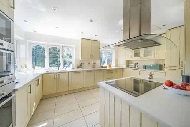 Detached House for Sale Gordon Avenue Stanmore HA7