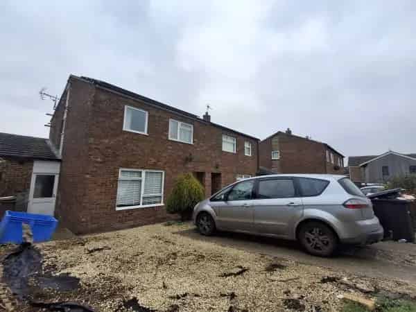 3 Bedroom House Near Schools