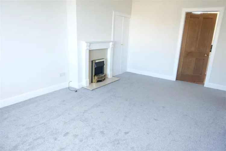 2 Bedroom Flat for Sale Near Primary School and Shops