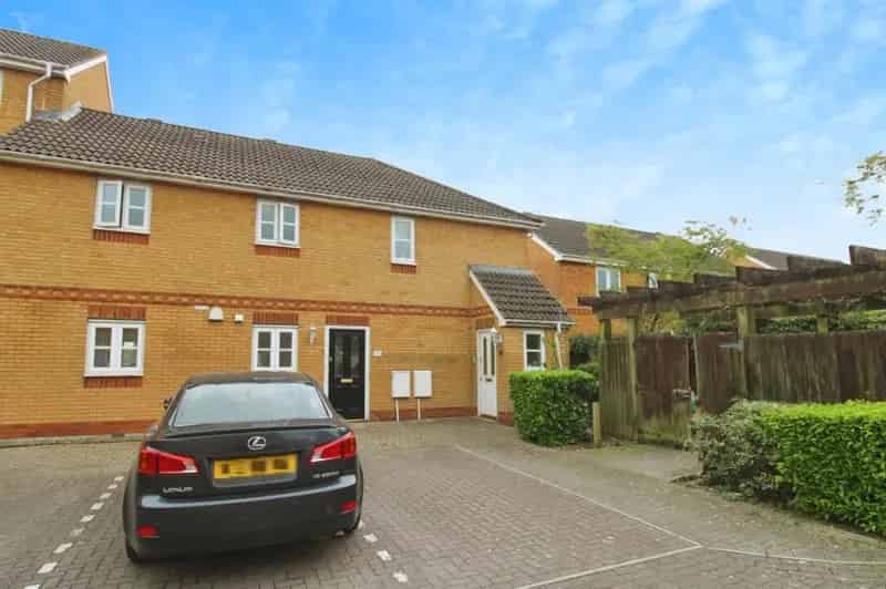 2 Bedroom Apartment First Time Buyer Ground Floor Flat