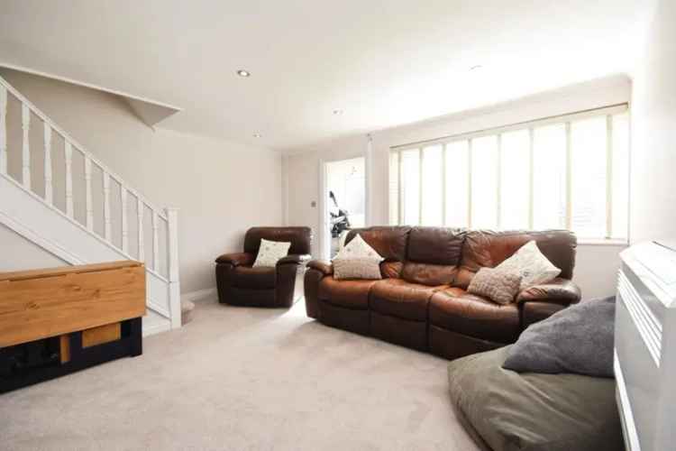3 Bed Mid-Terraced House Galleywood Chelmsford