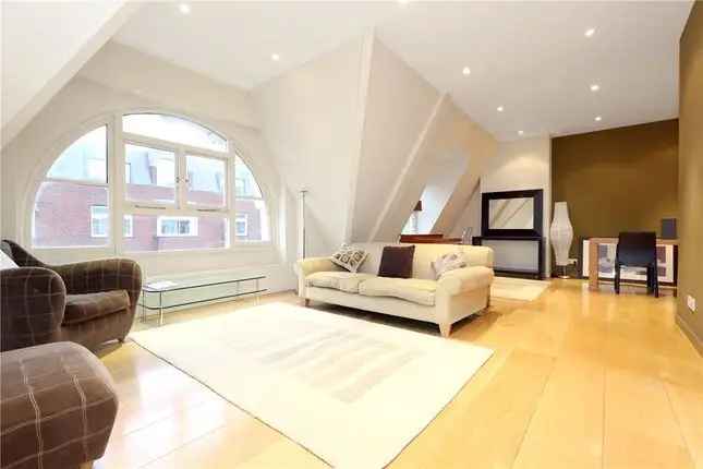 Flat for Sale in London W1G - 2 Beds, 2 Baths, 930 sq ft