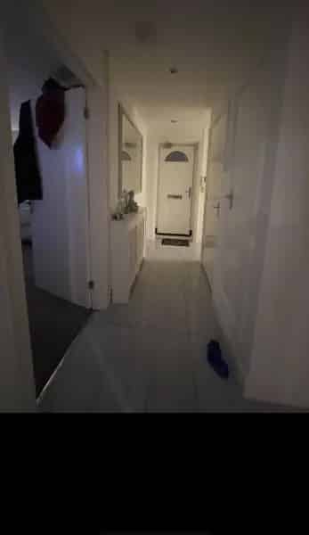 2 Bedroom Flat Near East Surrey Hospital Redhill