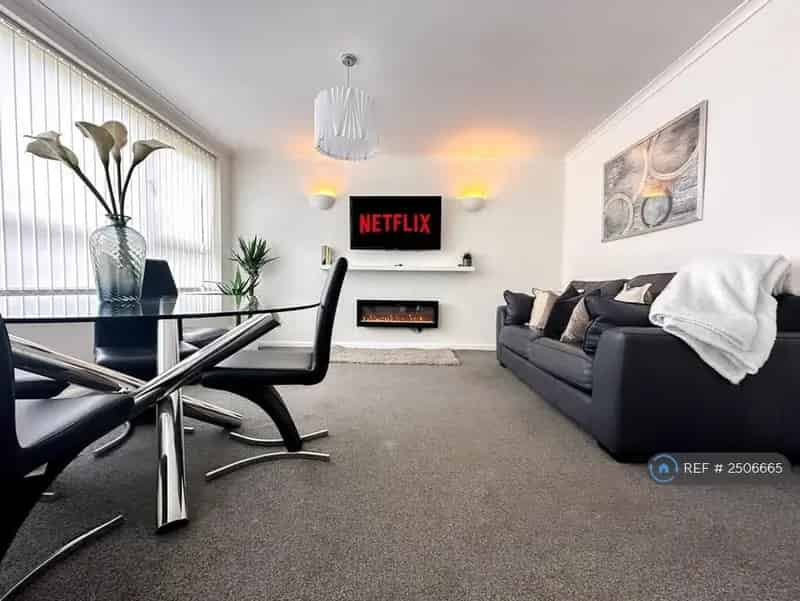 2 Bedroom Flat for Rent