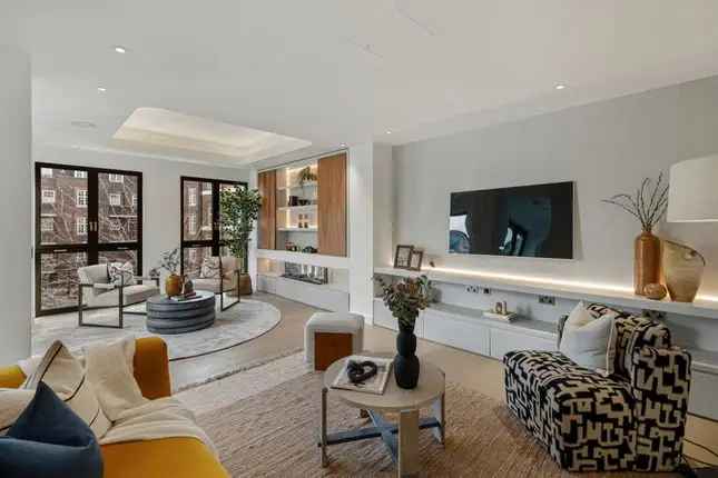 Luxury Townhouse in St John's Wood NW8