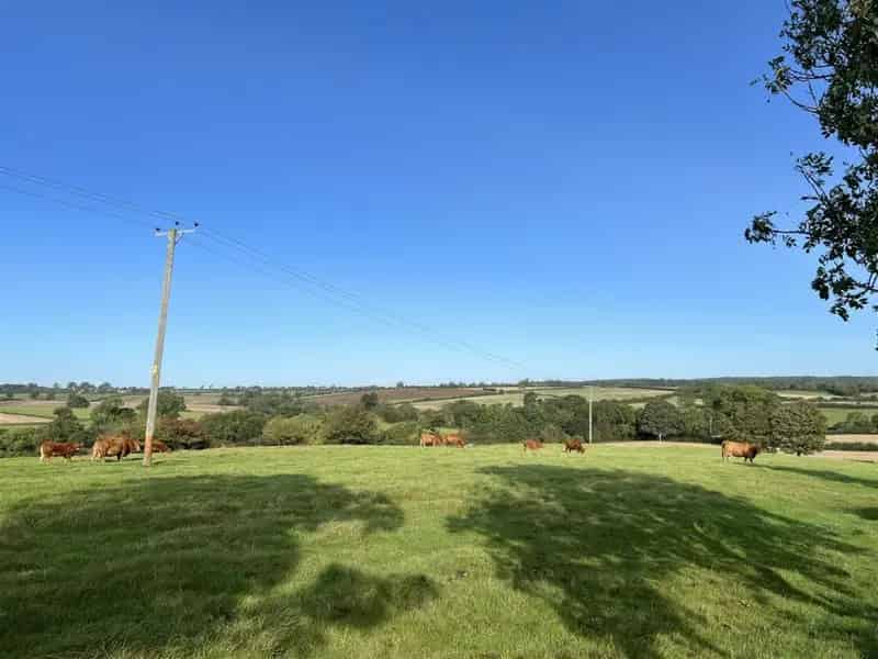16.55 Acres Grassland for Grazing Livestock in Leicestershire