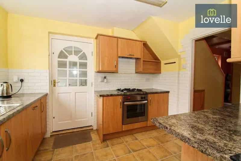 3 bed house for sale